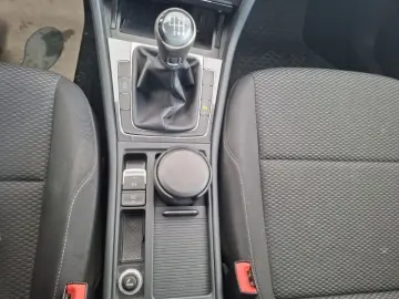 VOLKSWAGEN GOLF 1.0 TSI 115CP Trendline