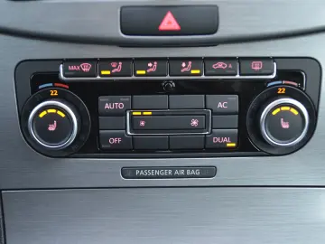 Volkswagen Passat B7 1.4 TSi DSG Comfort