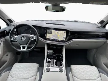 Touareg 3.0 V6 TSI 4M Elegance AHK Pano 360