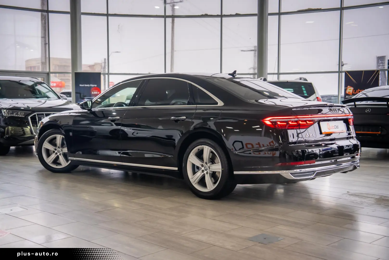 Audi A8 Long 60TFSIe 3.0 Plug-in Hybrid 4x4