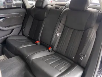 Audi A8 Long 60TFSIe 3.0 Plug-in Hybrid 4x4