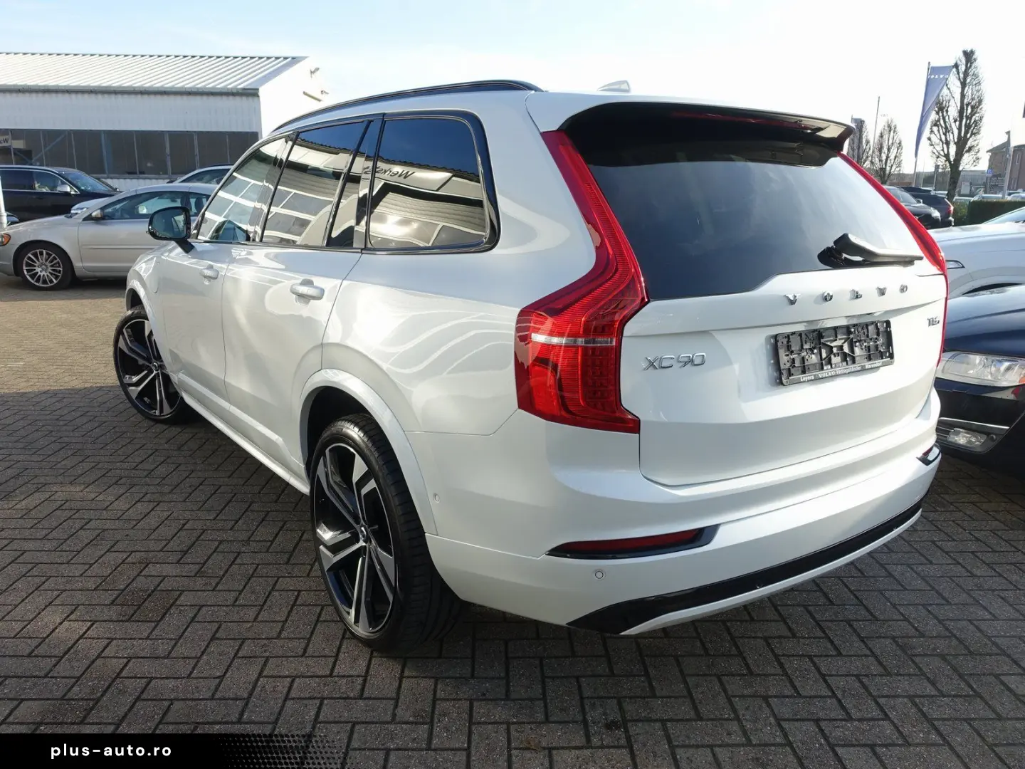 XC90 Ultra Dark T8 AWD Plug-in 360 Cam AHK Massa