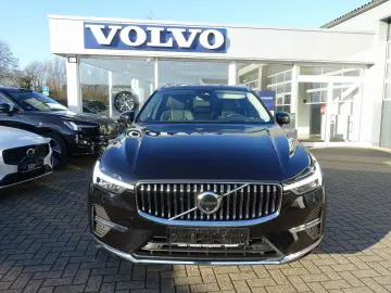 XC60 Ultimate B5 AWD Bright 360  FourC AHK StndH