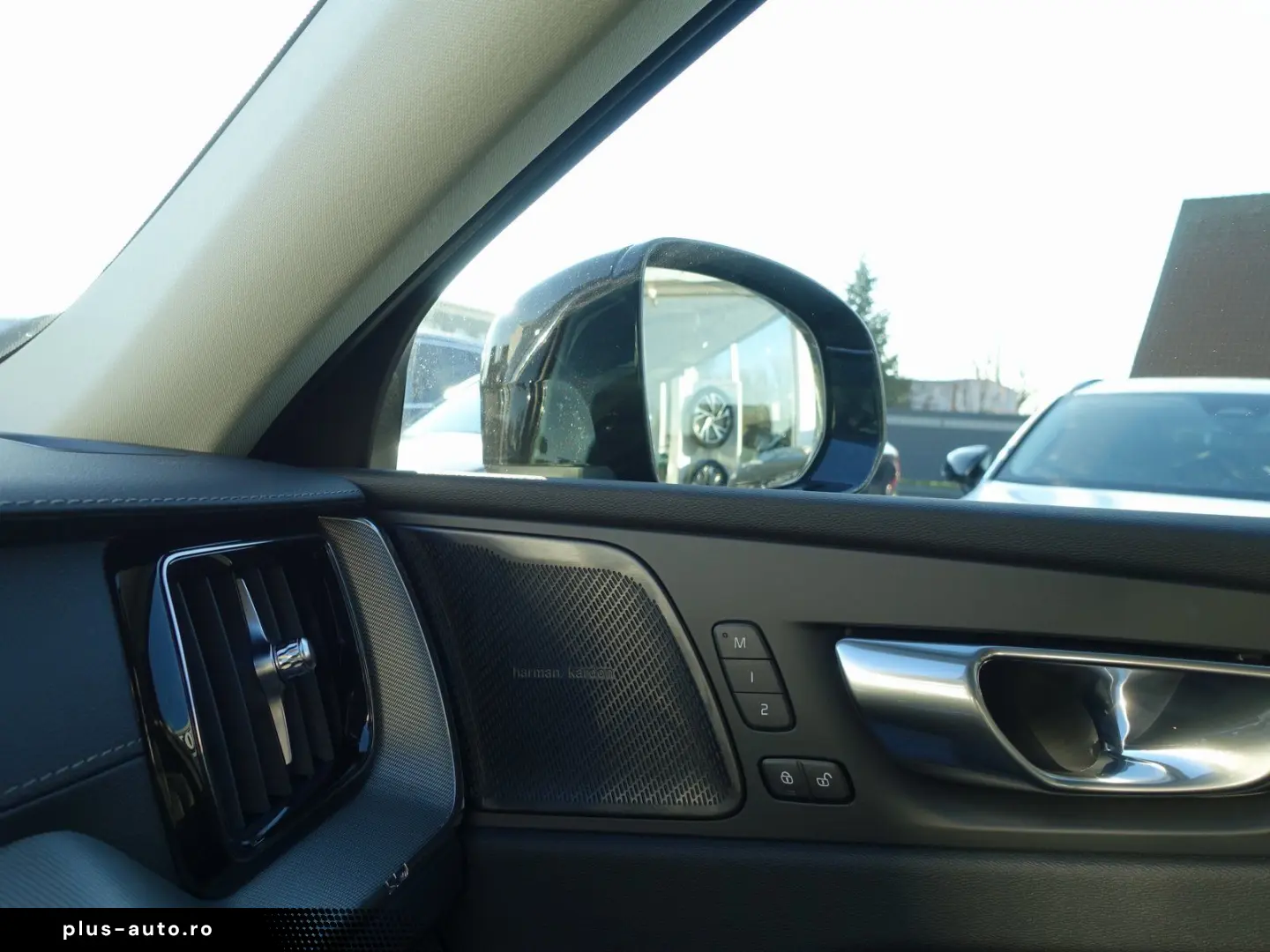 XC60 Ultimate B5 AWD Bright 360  FourC AHK StndH