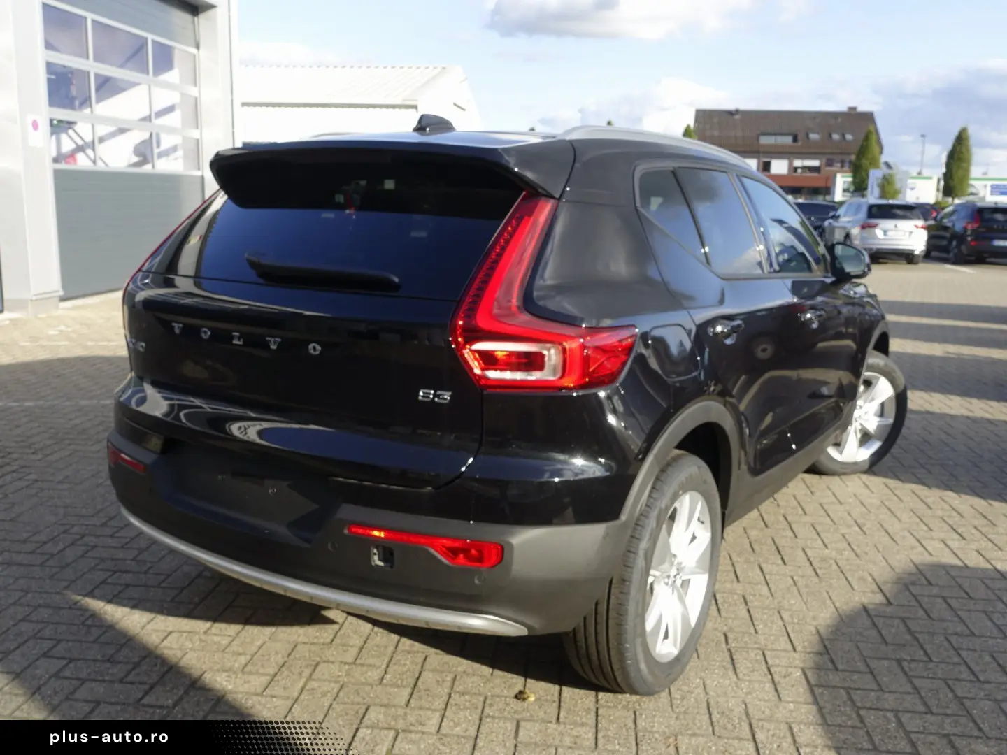 XC40 B3 Mild-Hybrid Benzin Core 360  BLIS