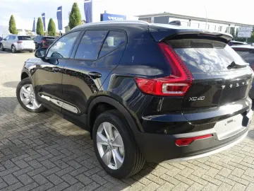 XC40 B3 Mild-Hybrid Benzin Core 360  BLIS