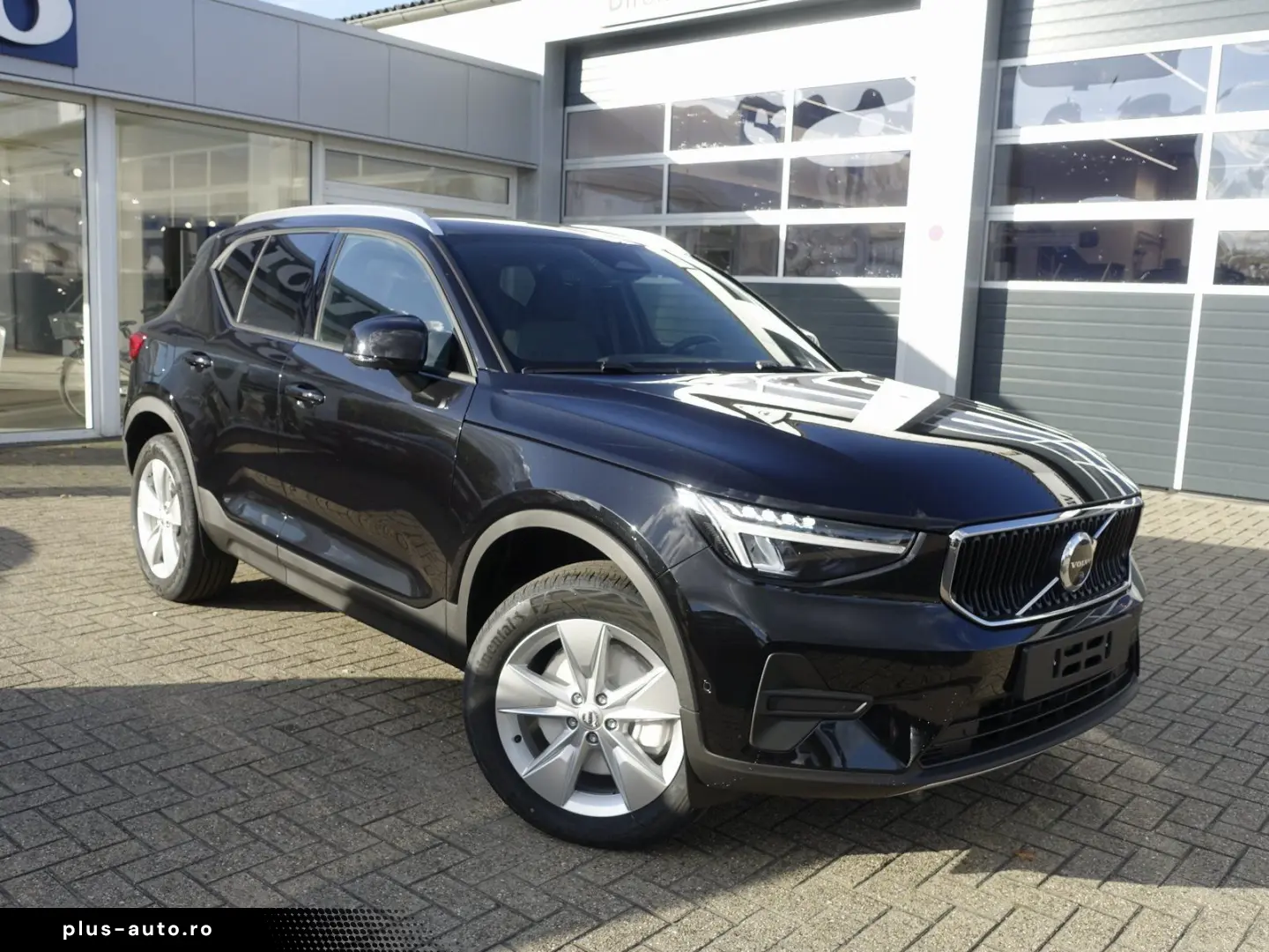 XC40 B3 Mild-Hybrid Benzin Core 360  BLIS