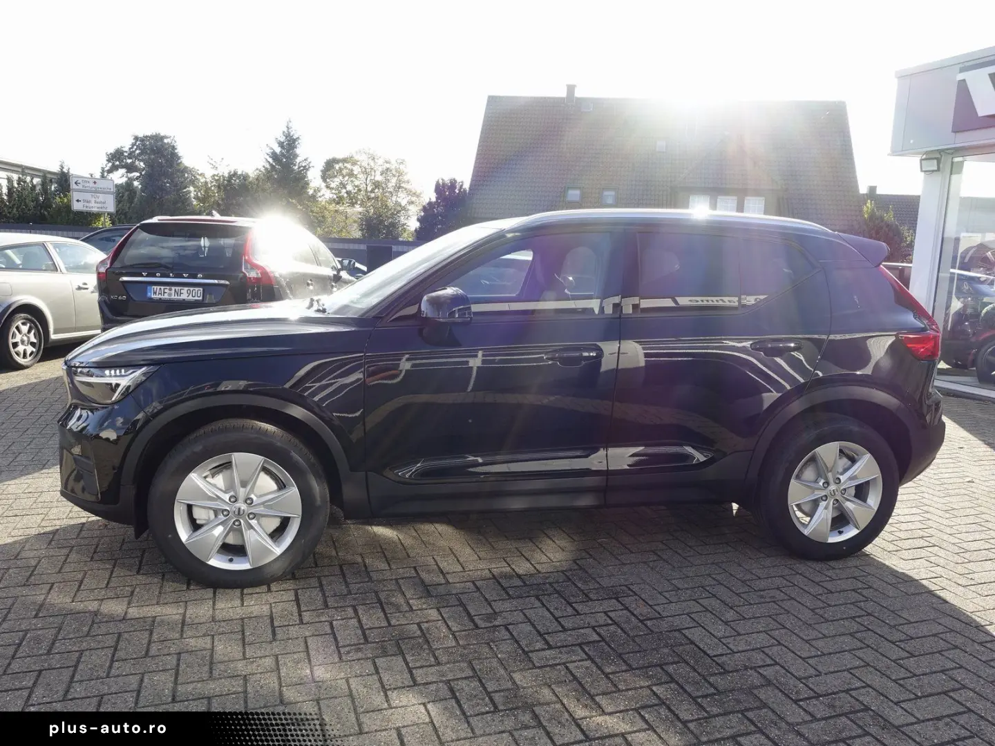 XC40 B3 Mild-Hybrid Benzin Core 360  BLIS