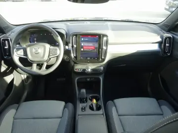 XC40 B3 Mild-Hybrid Benzin Core 360  BLIS