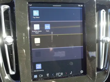 XC40 B3 Mild-Hybrid Benzin Core 360  BLIS