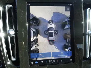 XC40 B3 Mild-Hybrid Benzin Core 360  BLIS