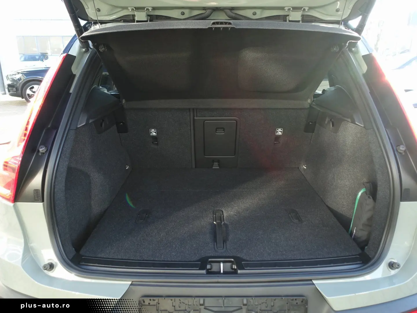 XC40 Recharge Single Motor Plus Kamera BLIS