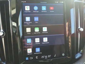 XC60 Ultra T8 AWD Plug-in Massage B&W 360  FourC