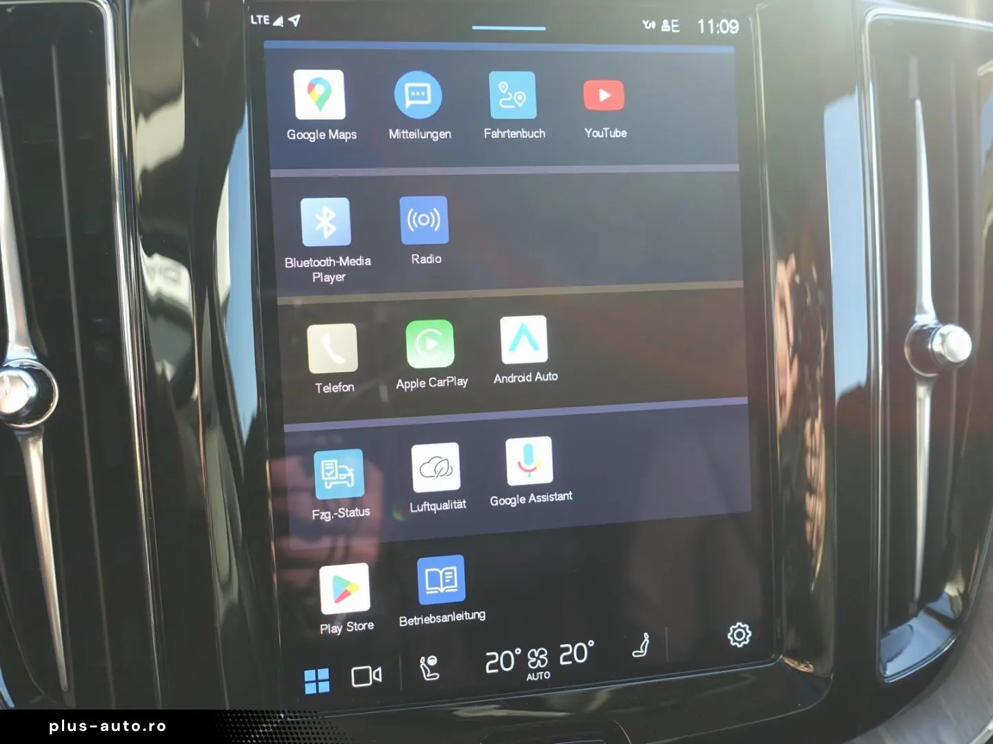 XC60 Ultra T8 AWD Plug-in Massage B&W 360  FourC