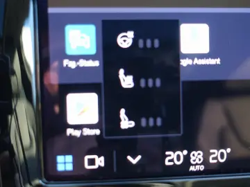 XC60 Ultra T8 AWD Plug-in Massage B&W 360  FourC