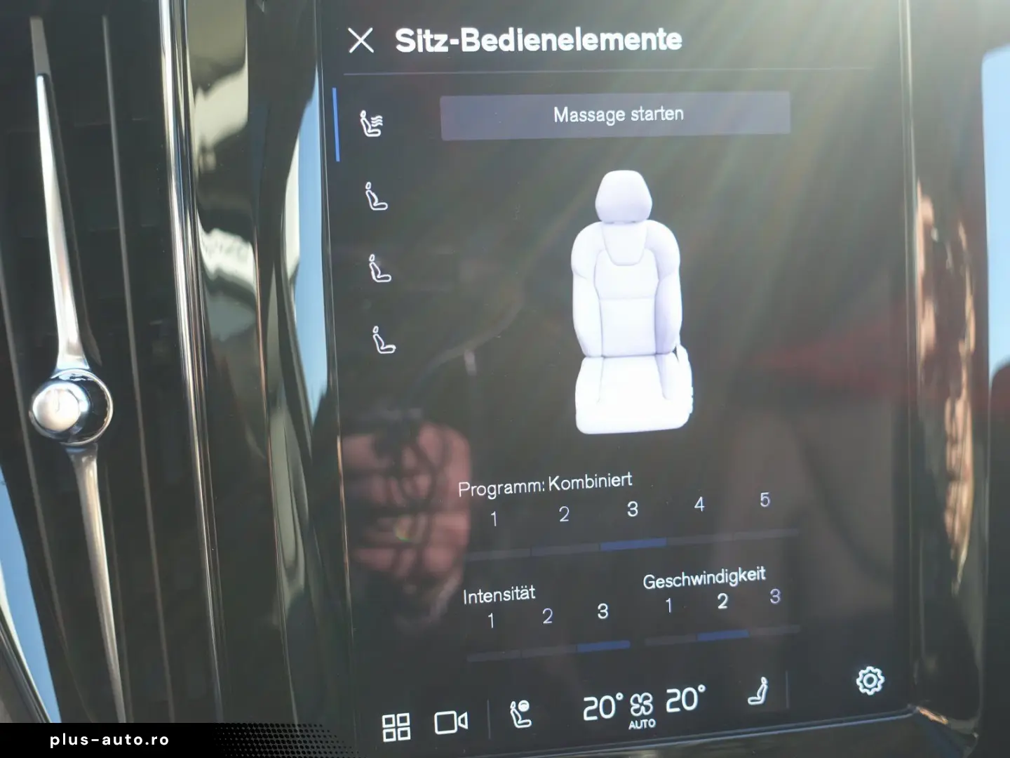 XC60 Ultra T8 AWD Plug-in Massage B&W 360  FourC