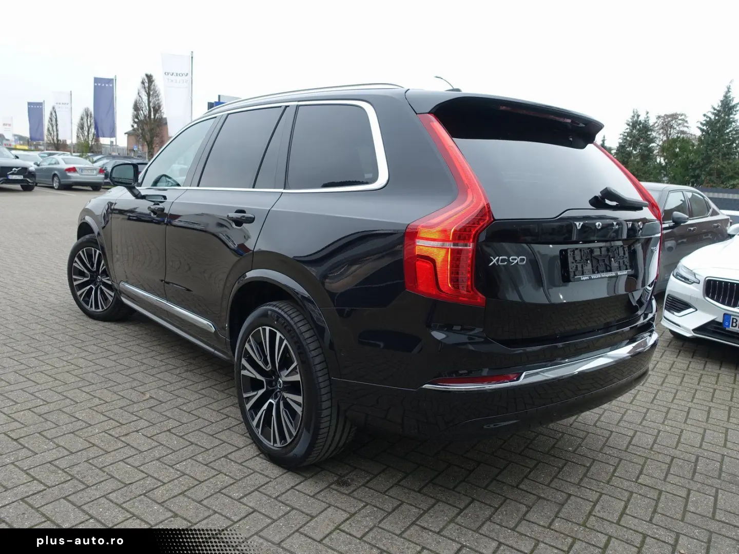 XC90 Ultra T8 AWD Plug-in Pano AHK H&K 360  BLIS