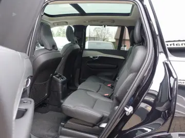 XC90 Ultra T8 AWD Plug-in Pano AHK H&K 360  BLIS