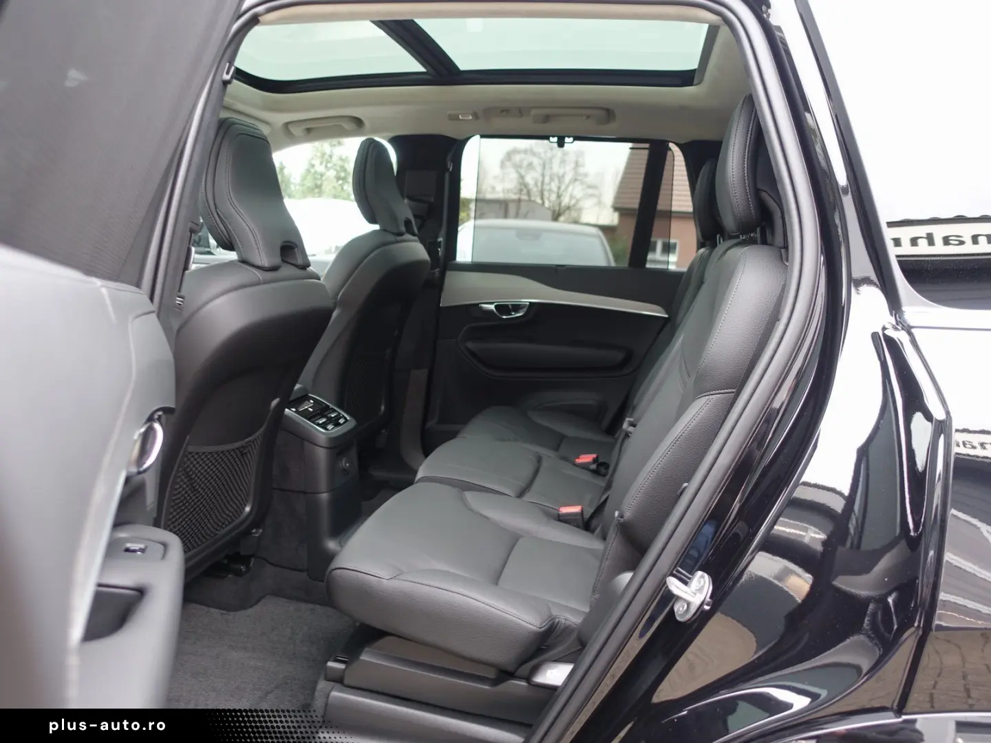 XC90 Ultra T8 AWD Plug-in Pano AHK H&K 360  BLIS