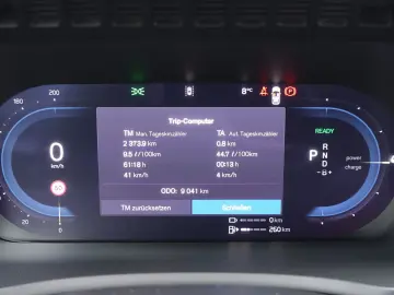 XC90 Ultra T8 AWD Plug-in Pano AHK H&K 360  BLIS