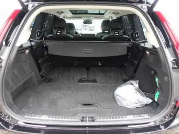 XC90 Ultra T8 AWD Plug-in Pano AHK H&K 360  BLIS