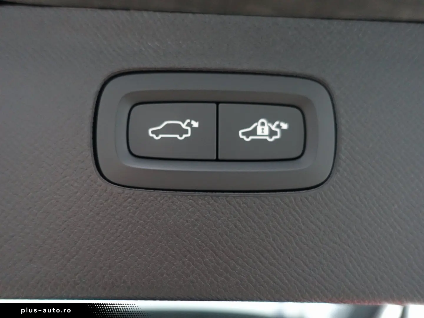 XC90 Ultra T8 AWD Plug-in Pano AHK H&K 360  BLIS