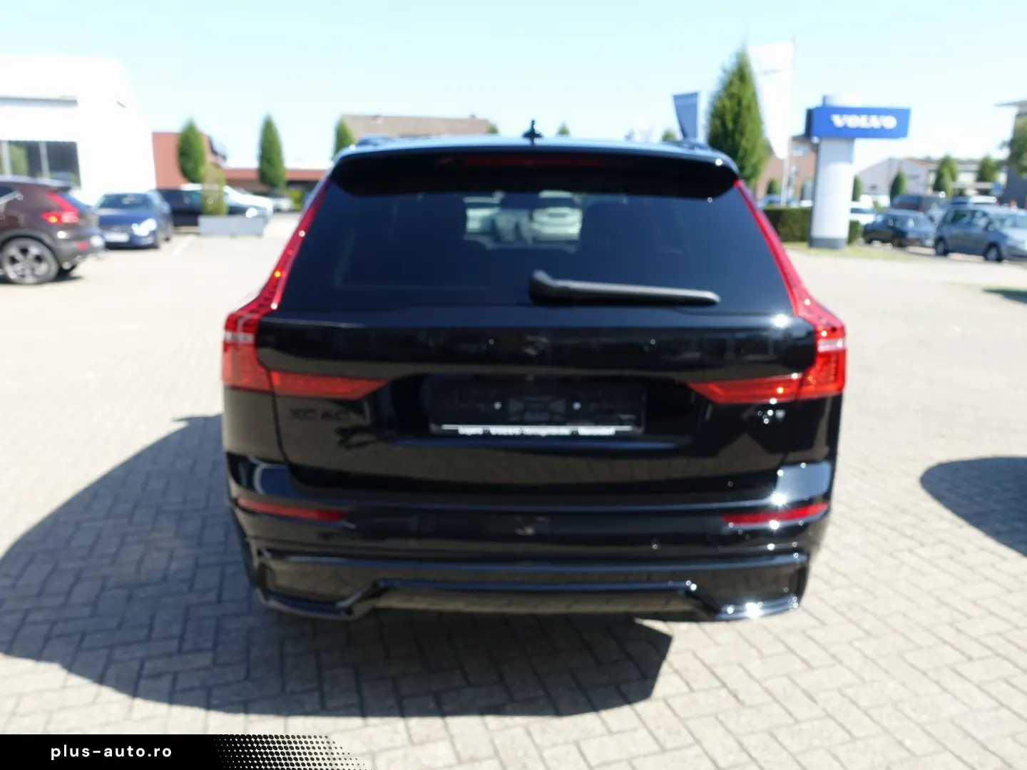 XC60 Black Edition Plus T8 AWD HeadUP 360  B&W
