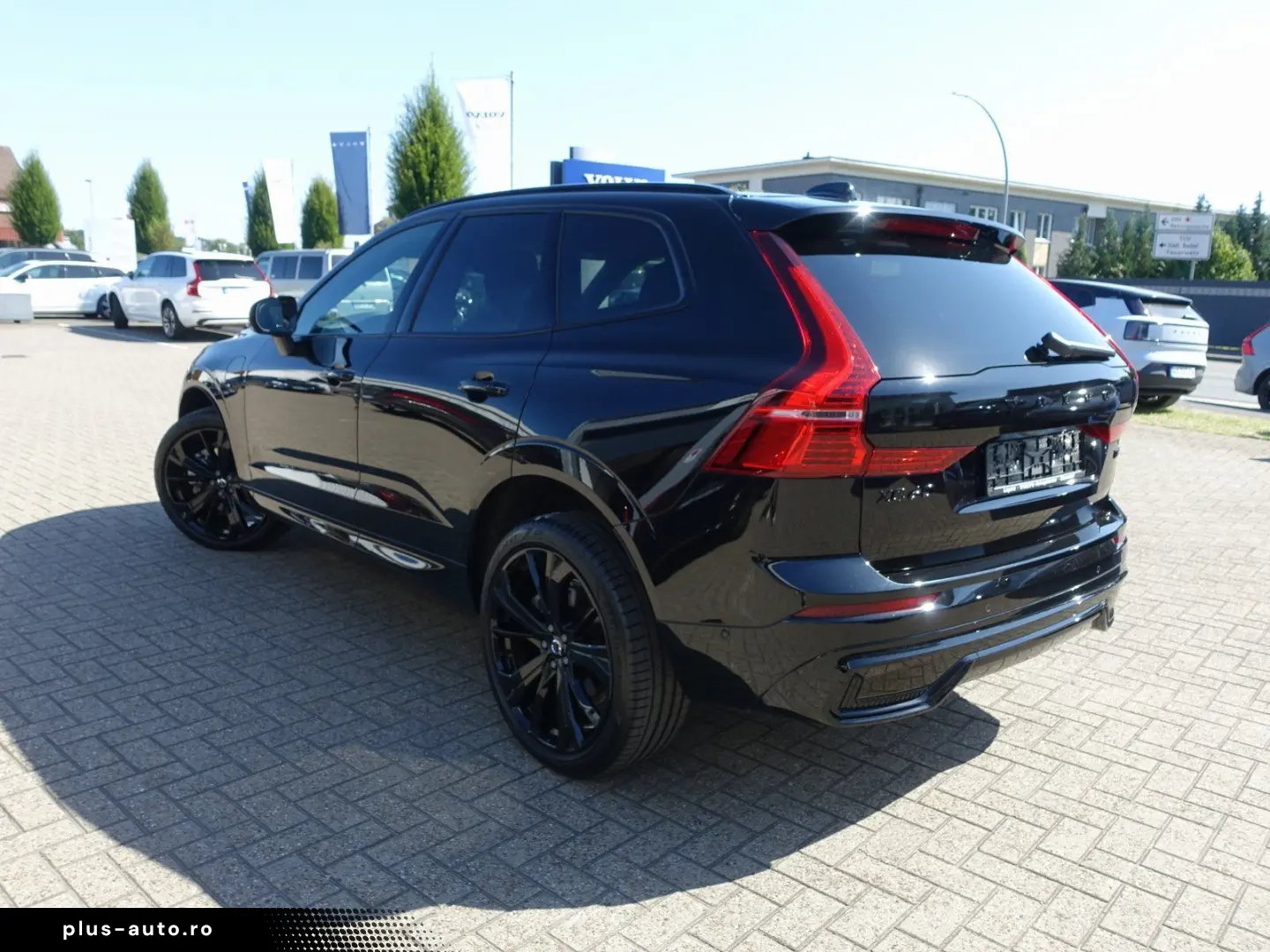 XC60 Black Edition Plus T8 AWD HeadUP 360  B&W
