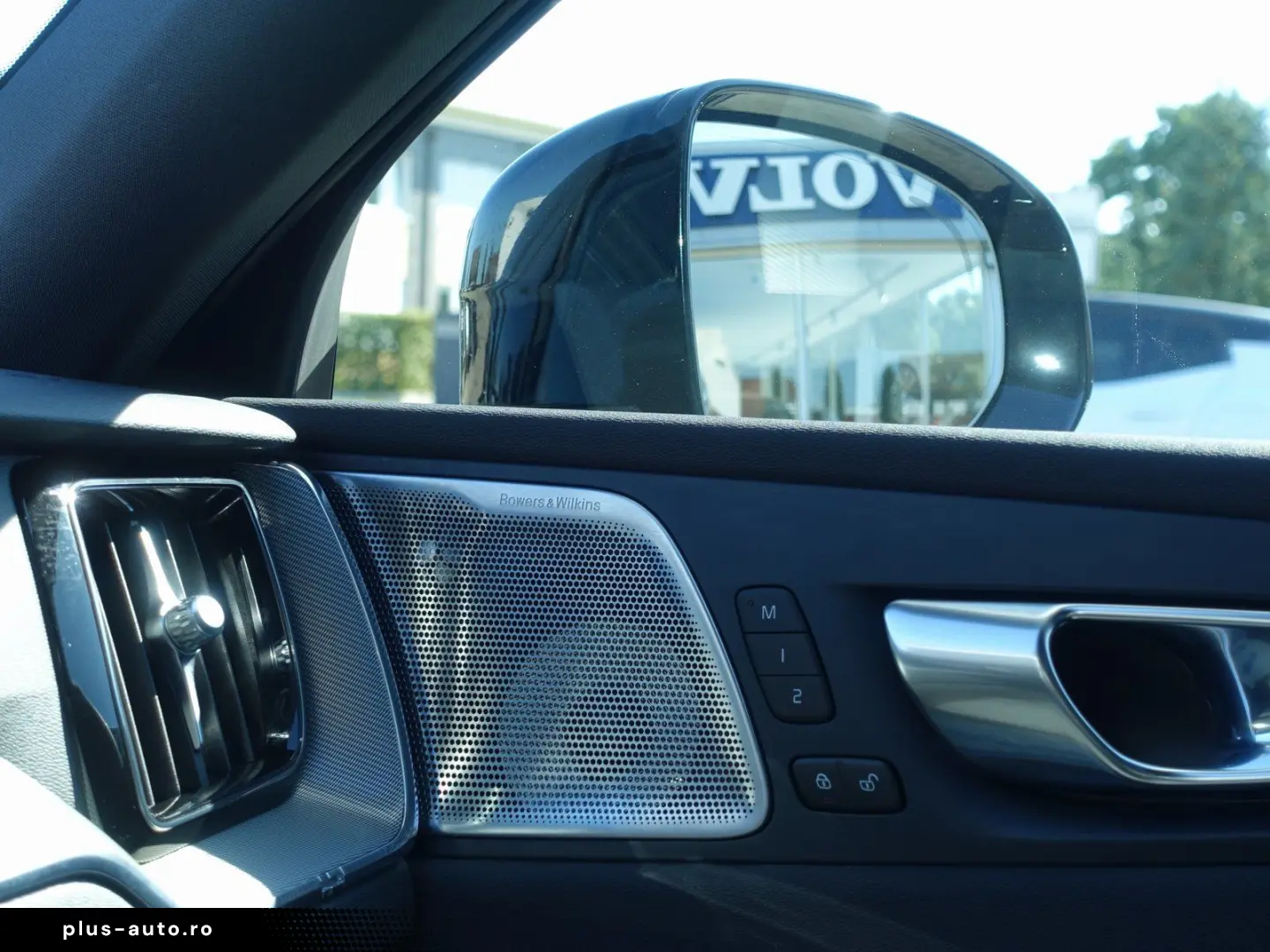 XC60 Black Edition Plus T8 AWD HeadUP 360  B&W