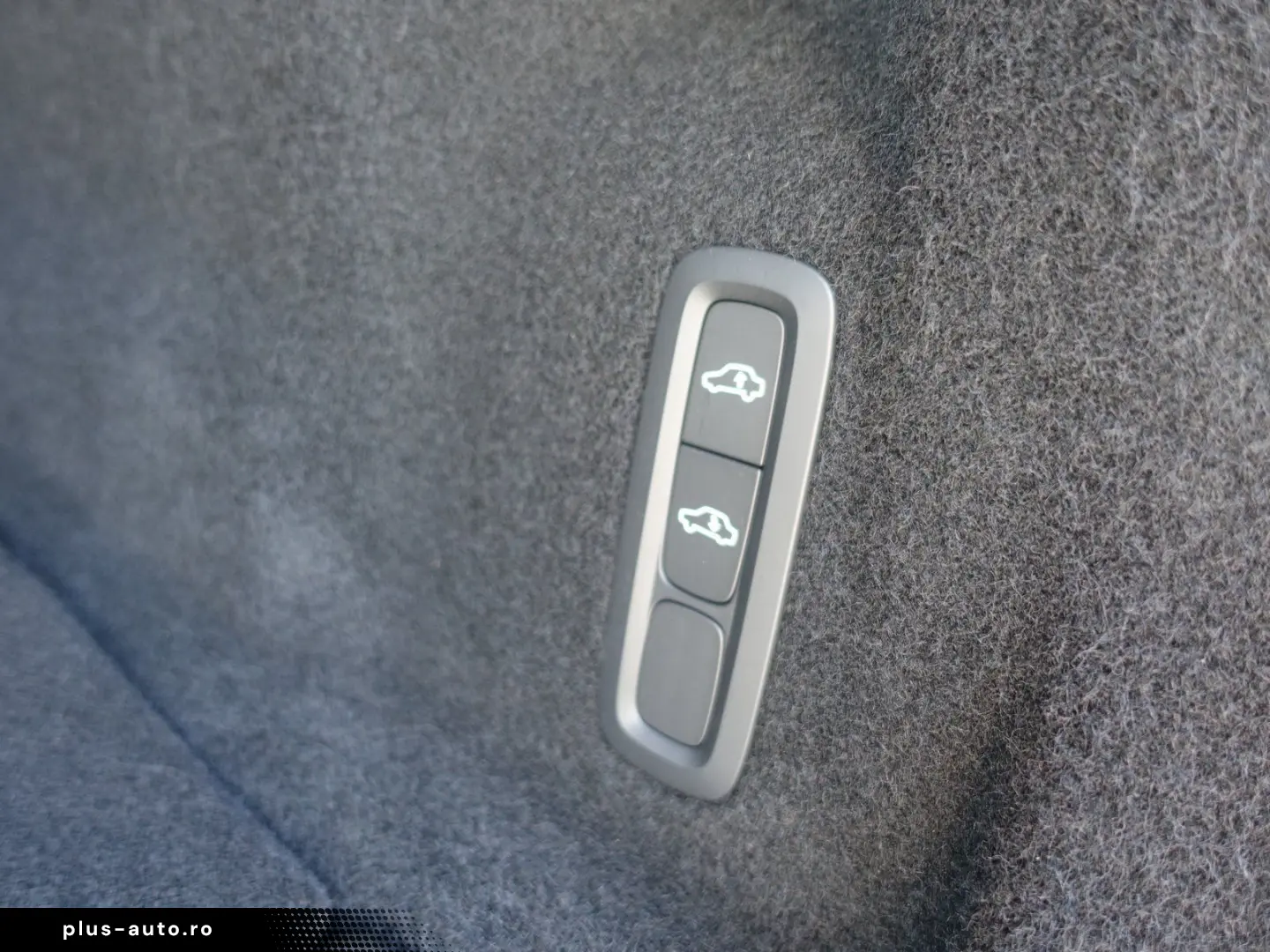 XC60 Black Edition Plus T8 AWD HeadUP 360  B&W