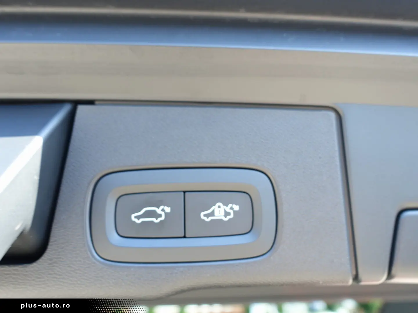 XC60 Black Edition Plus T8 AWD HeadUP 360  B&W