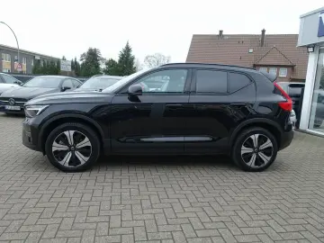 XC40 Recharge Twin Motor Plus AWD AHK BLS Kamera