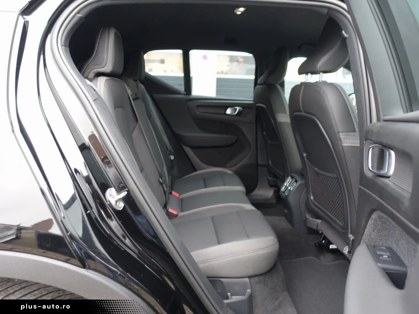 XC40 Recharge Twin Motor Plus AWD AHK BLS Kamera