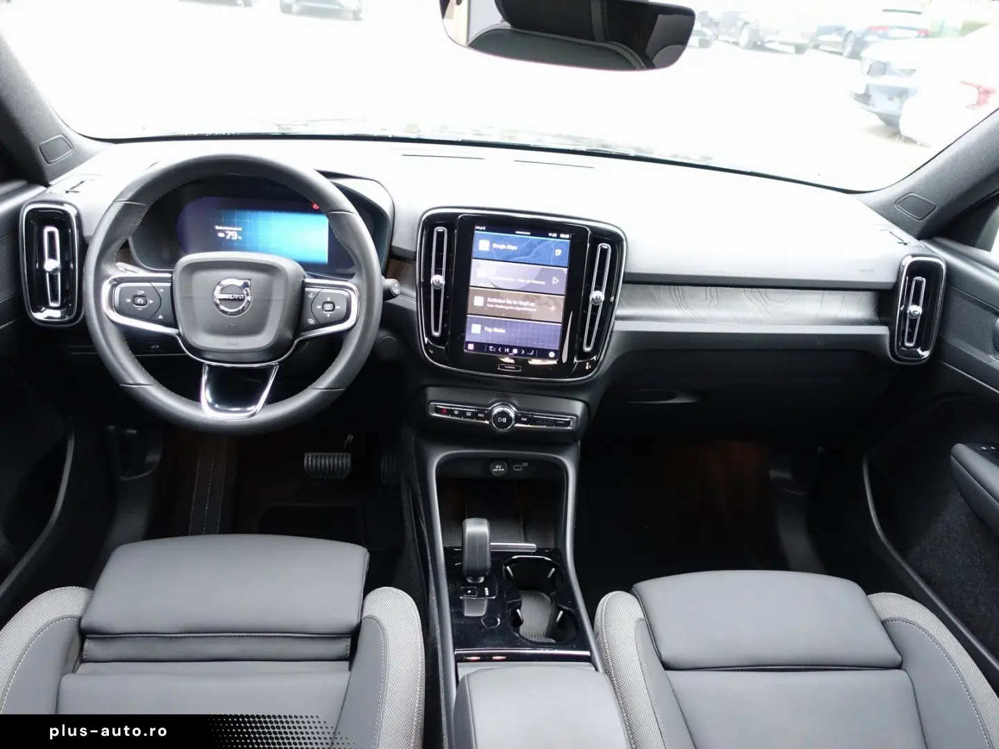 XC40 Recharge Twin Motor Plus AWD AHK BLS Kamera