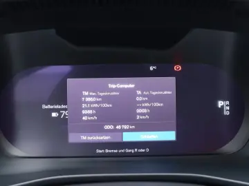 XC40 Recharge Twin Motor Plus AWD AHK BLS Kamera