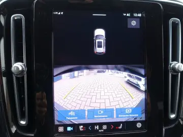 XC40 Recharge Twin Motor Plus AWD AHK BLS Kamera