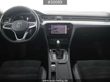 Passat Variant 2.0 TDI Elegance #Pano#IQ.Light#