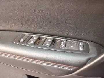 RENAULT MEGANE 1.3 TCe 140CP RS Line Estate