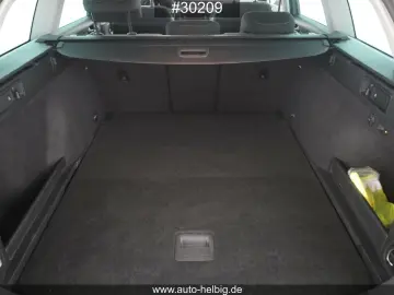 Passat Variant 2.0 TDI Business #AHK#DSG#ACC#LED