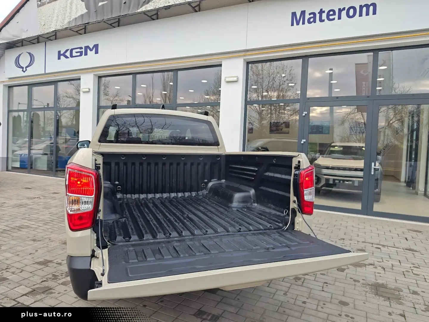 SsangYong MUSSO Grand 2.2 e-XDI 4WD 6AT Black Edition