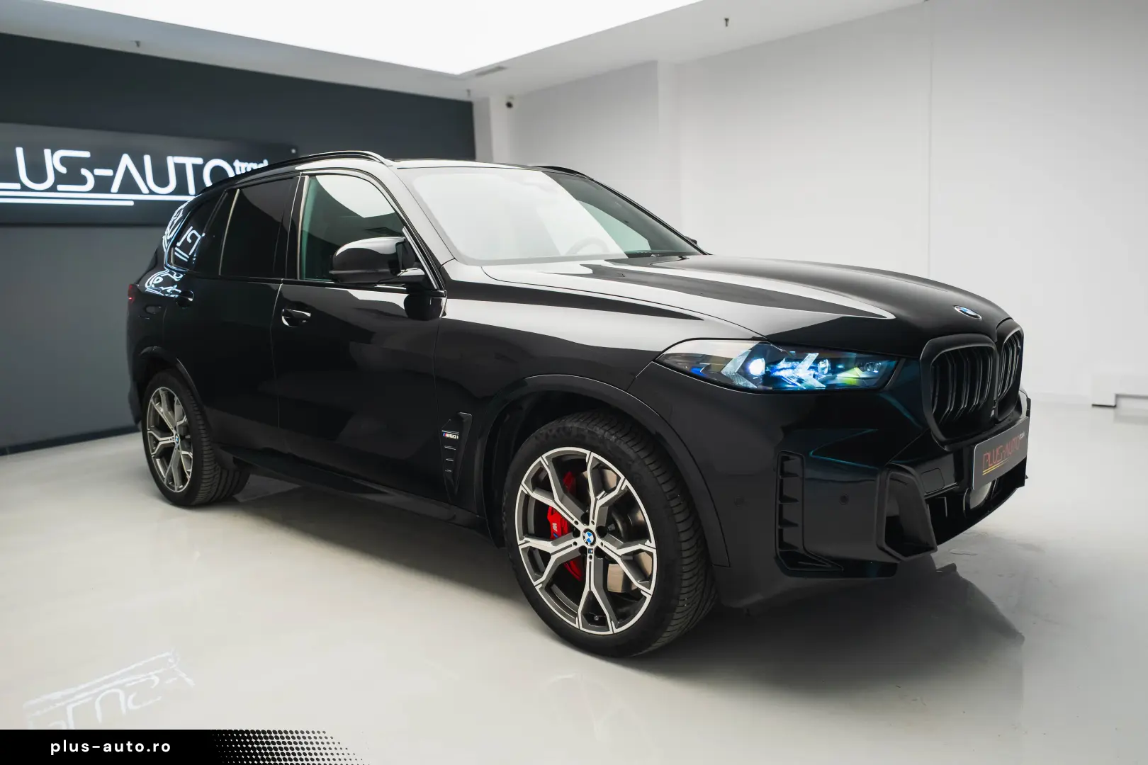 BMW X5 M60i 2024 H&K Air Suspension