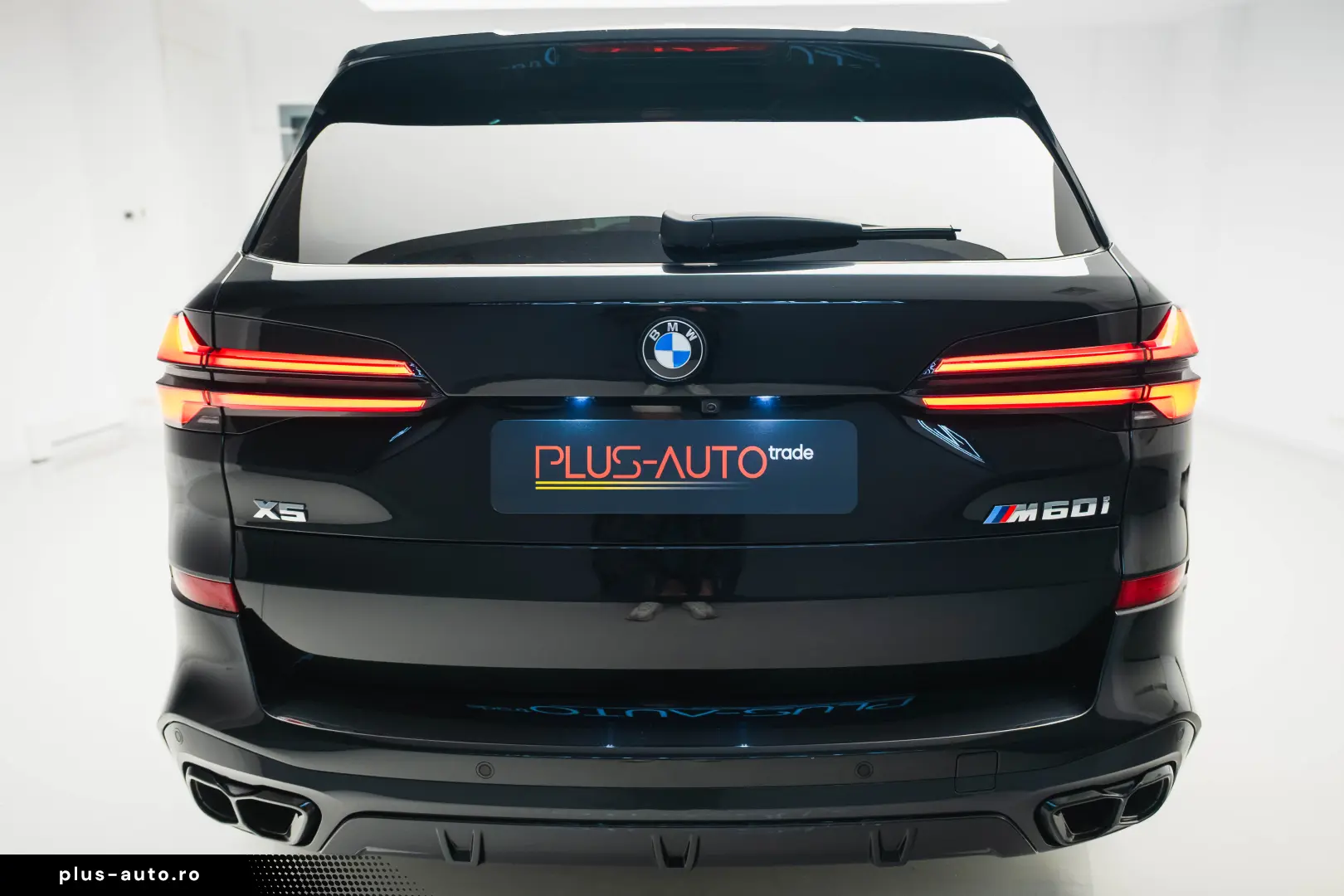 BMW X5 M60i 2024 H&K Air Suspension