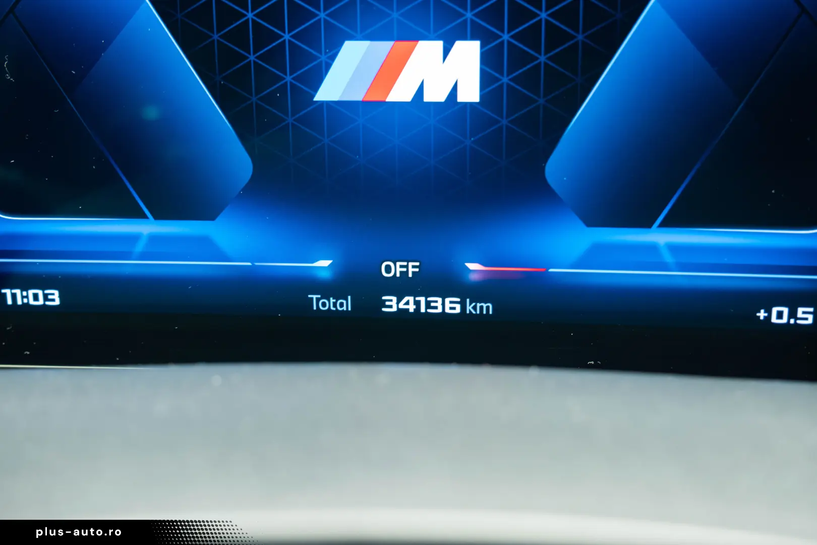 BMW X5 M60i 2024 H&K Air Suspension