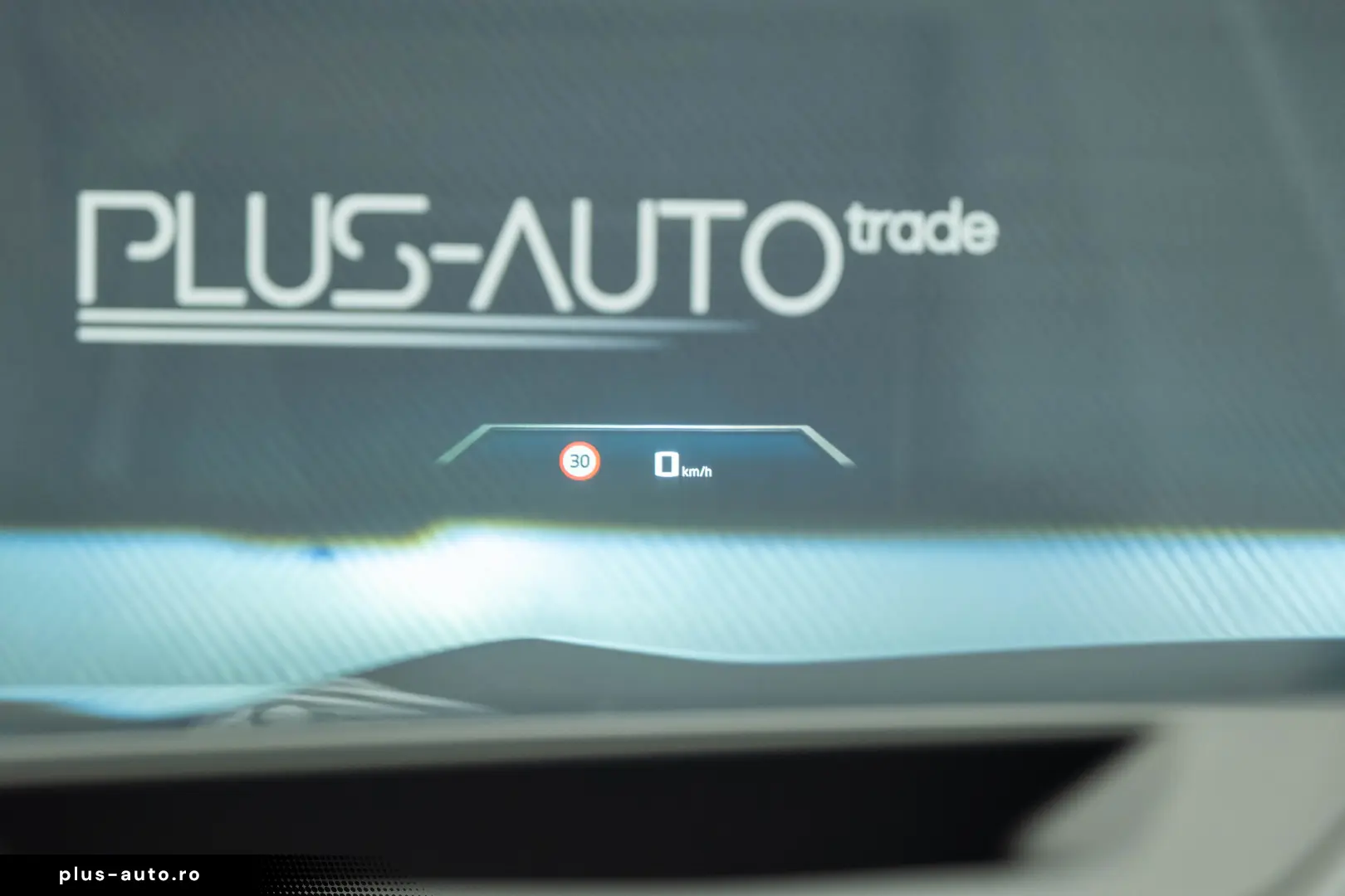 BMW X5 M60i 2024 H&K Air Suspension