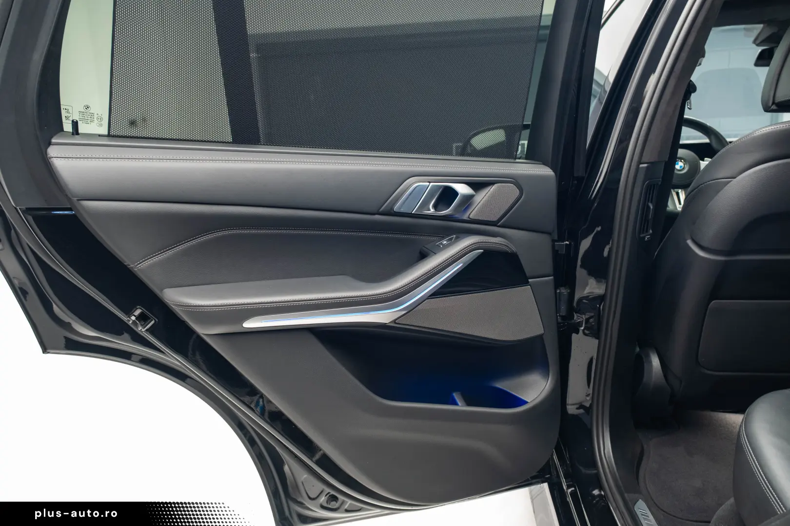 BMW X5 M60i 2024 H&K Air Suspension