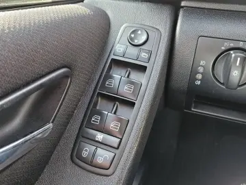 Mercedes-Benz A CLASS CUTIE AUTOMATA 2007