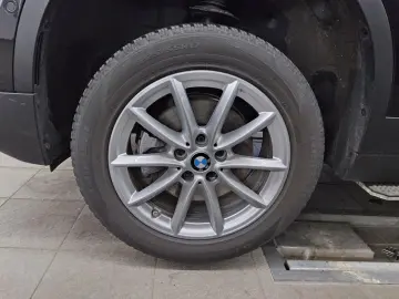 X2 sDrive18i Advantage Navi LED RfK HiFi Shz PDC