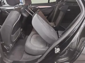 X2 sDrive18i Advantage Navi LED RfK HiFi Shz PDC