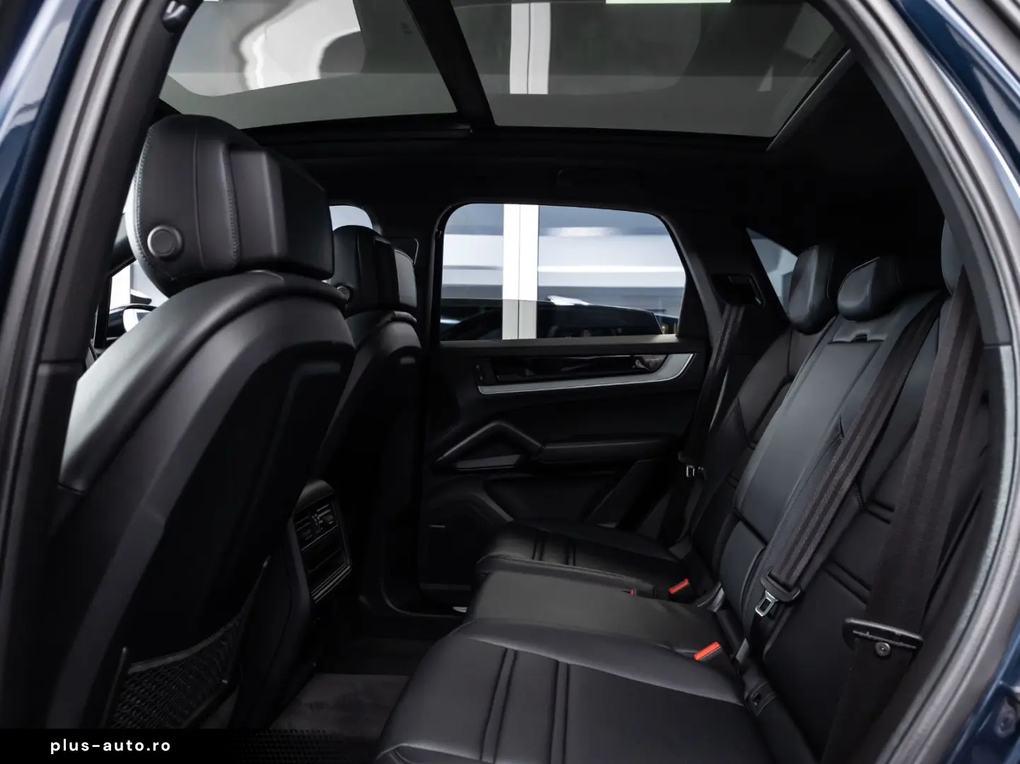 Cayenne E-Hybrid Pano Luft Chrono AHK 21