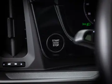 Cayenne E-Hybrid Pano Luft Chrono AHK 21